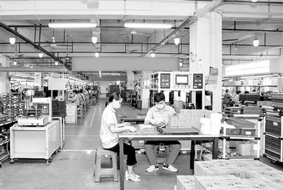 淘寶特價版低價背后的商業邏輯與商務信息咨詢